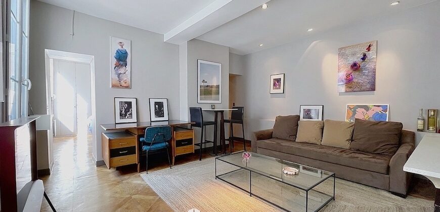 Rue de Seine – Appartement 2 Pièces, 40 m²