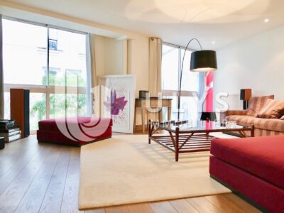 Marcadet-Poissonnière – Triplex 153 m² d’Architecte, jardinet