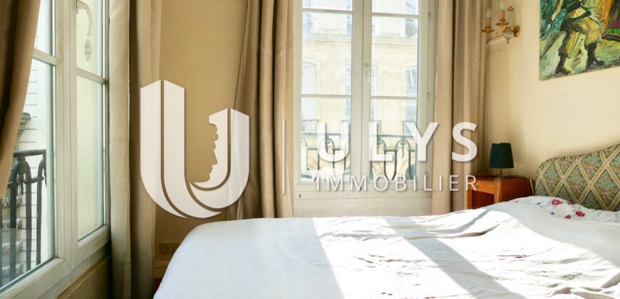 Louvre-Rivoli, Appartement 2 Pièces 42 m², à Rénover