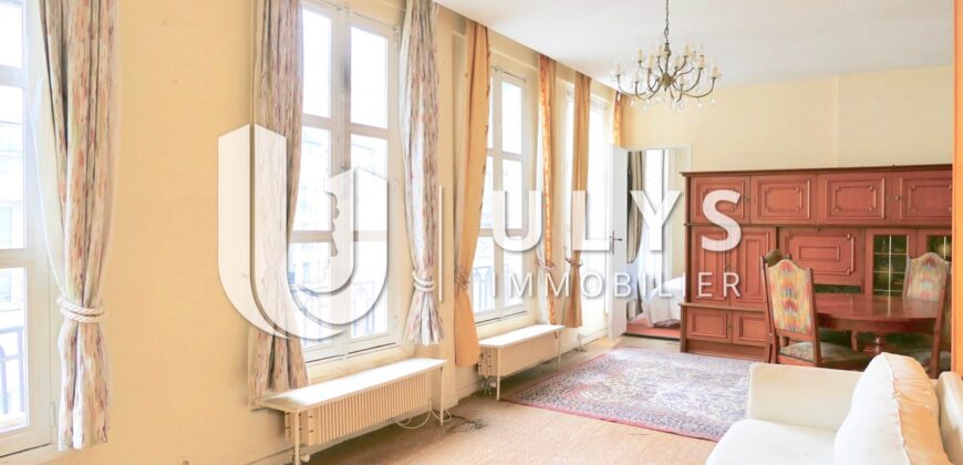 Louvre-Rivoli, Appartement 2 Pièces 42 m², à Rénover