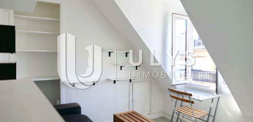 Mairie du 10e – Beau Studio 10 m², Rénové