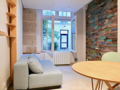Panthéon – Studio 31 m² Meublé et Rénové sur cour