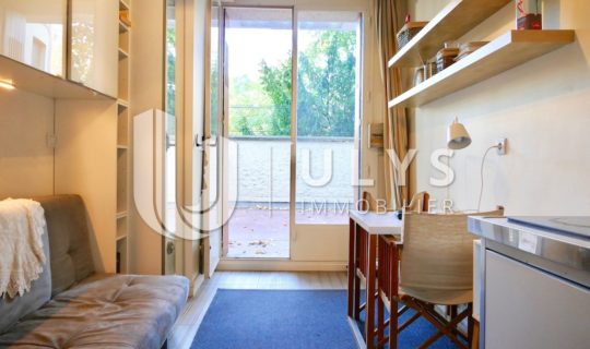 Place Rodin – Chambre de Service sur cour Place Rodin – Chambre de Service sur cour