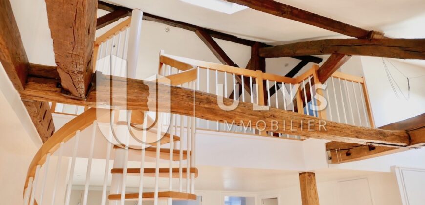 Bretagne – Duplex 4 Pièces 112 m², Bel Atypique