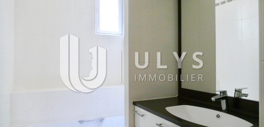 Rue Littré – Appartement Meublé 3 Pièces, Rénové