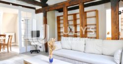 Saint André des Arts, Appartement Vide, 3 Pièces 75 m²