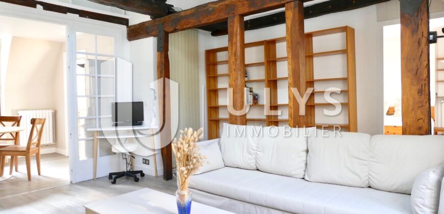 Saint André des Arts, Appartement Vide, 3 Pièces 75 m²