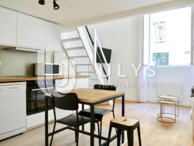 Montaigne – Studio Meublé avec Mezzanine, 33 m²