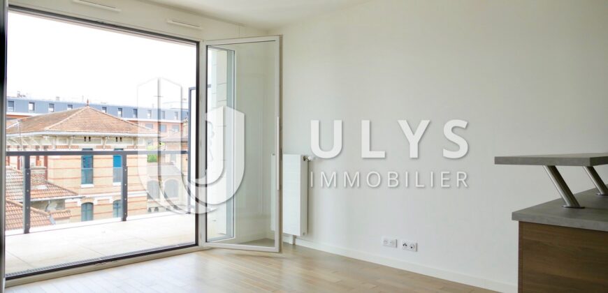 Rue des Abondances, 2 Pièces Vide Terrasse, 40 m²