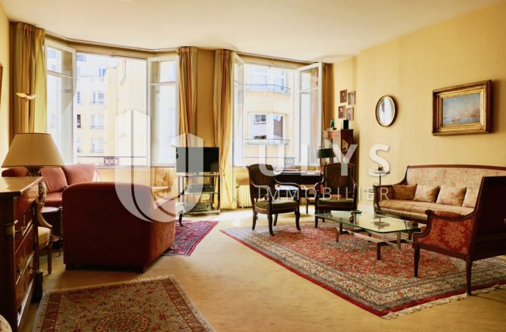 Victor Hugo, Appartement 2-3 Pièces 80 m², à Rénover