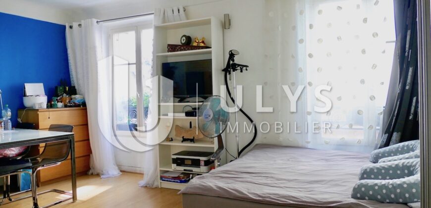 Tuileries – Studio 28 m² à Rénover