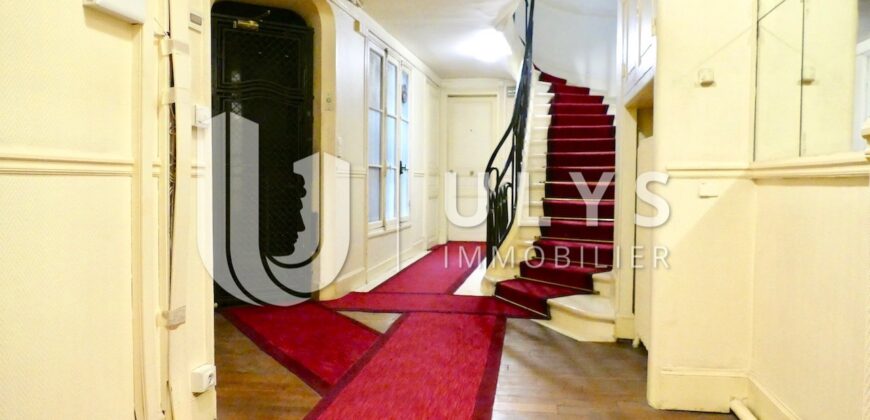 Tuileries – Studio 28 m² à Rénover