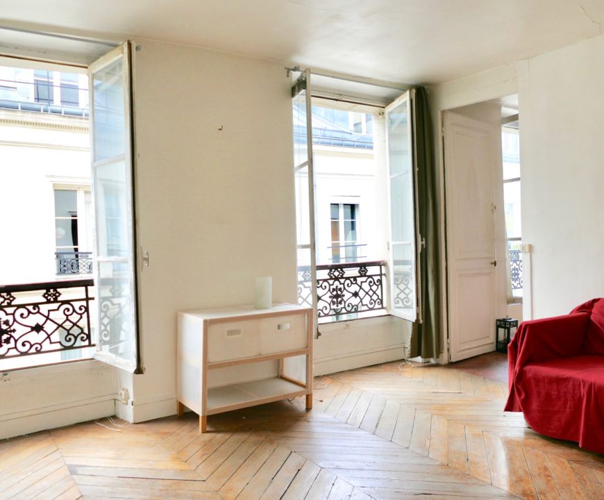 Montorgueil, Appartement 2 Pièces 38 m², à Rénover