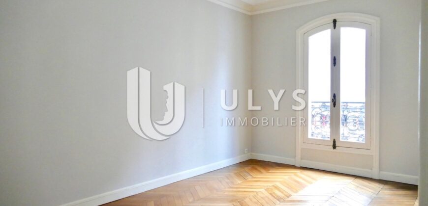 Monceau / Courcelles – 5 Pièces, 3 Chambres de 123 m²