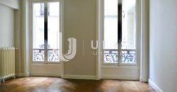 Monceau / Courcelles – 5 Pièces, 3 Chambres de 123 m²