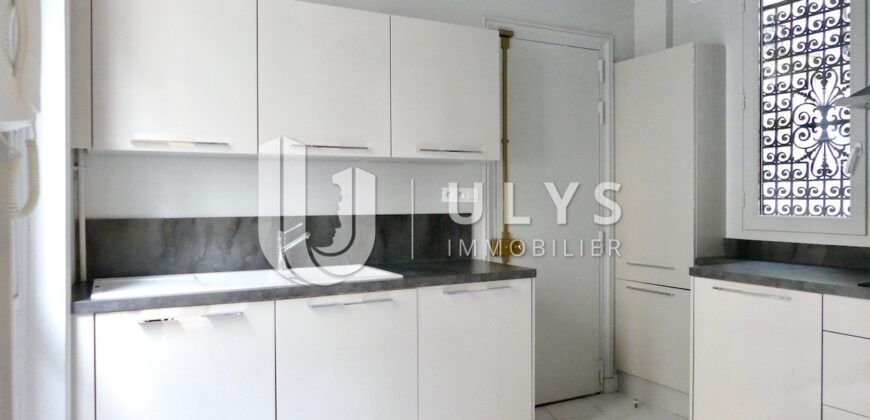 Monceau / Courcelles – 5 Pièces, 3 Chambres de 123 m²