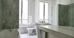 Monceau / Courcelles – 5 Pièces, 3 Chambres de 140 m²