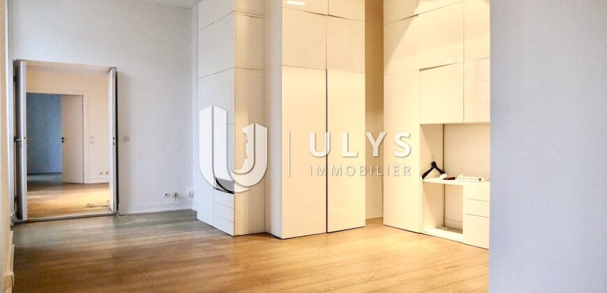 Archives – Bureau 90 m², 5 Pièces