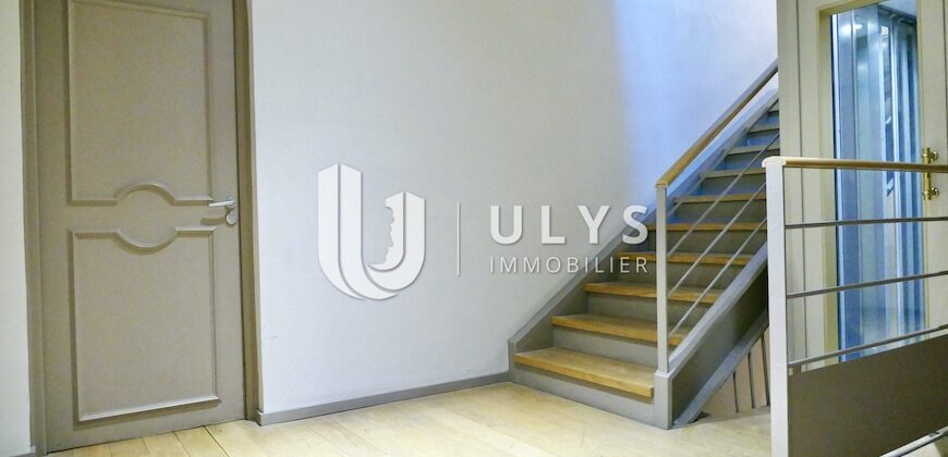 Rue Montmartre – Duplex 2 Pièces 40 m² env., sur cour