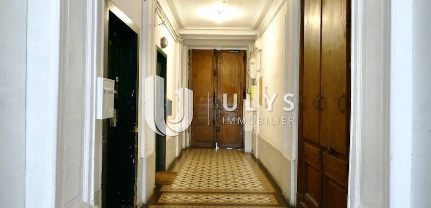 Rue Montmartre – Duplex 2 Pièces 40 m² env., sur cour