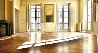 Versailles – Appartement Familial 7 Pièces [ Déficit Foncier ]