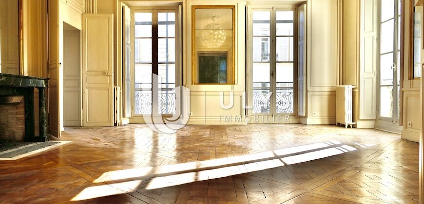 Versailles – Appartement Familial 7 Pièces [ Déficit Foncier ]