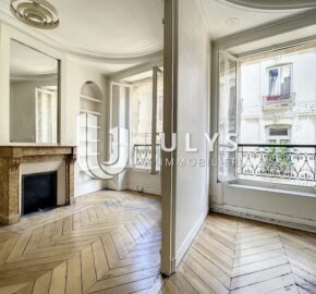 Bourse de Commerce (75001) – Appartement 2 Pièces 41,6 m² à Rénover