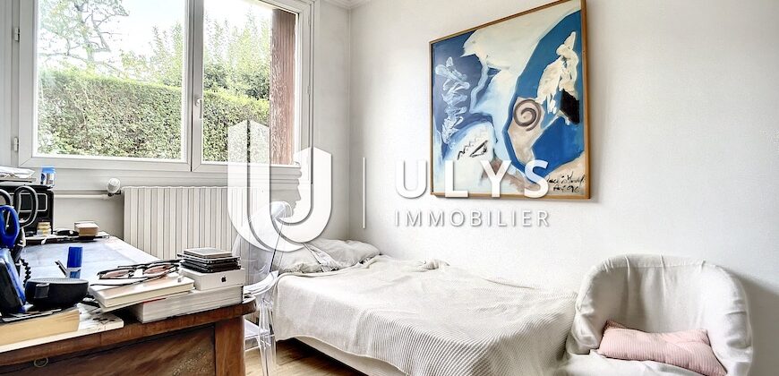 Saint-Cloud – Appartement 5 Pièces en Rez-de-jardin