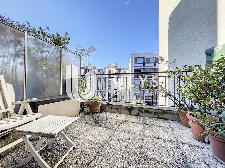 Val-de-Grâce – Appartement 3-4 Pièces, 95 m², balcon et terrasse