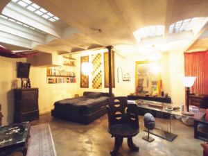 Le souplex désigne un logement sur 2 niveaux en red-de-chaussée et en sous-sol