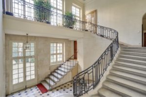 Savoir quand baisser le prix de vente d'un appartement qui ne reçoit pas d'offre est déterminant pour le succès d'une transaction