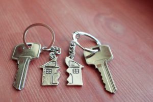 Le rachat de la quote-part de l'ex-conjoint lors d'un divorce est un processus économique et émotionnellement engageant