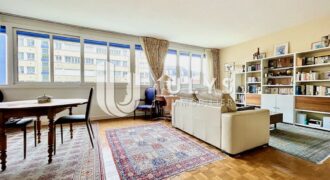 Commerce – Appartement 3/4 Pièces Traversant