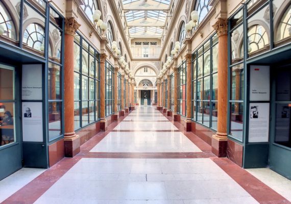 Habiter un Passage Couvert à Paris : une Vie au Cœur de l’Histoire