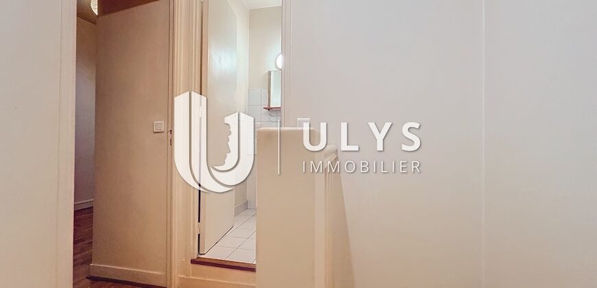 Hôtel de Ville – Loft Duplex 3/4 Pièces 80 m² à Rénover
