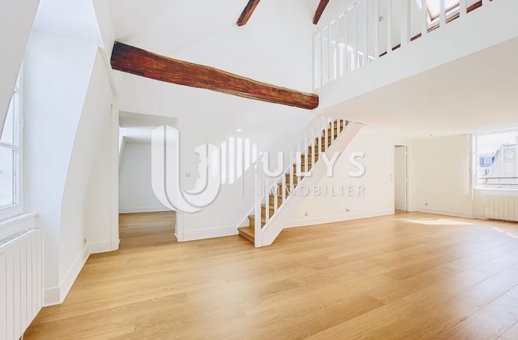 Bretagne – Duplex 5 Pièces 113 m², Bel Atypique
