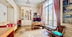 Place Victor Hugo – Élégant Appartement 7/8 Pièces, à Rénover