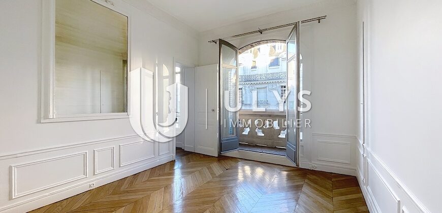 Victor Hugo – Appartement 4 Pièces 100 m², avec balconnets