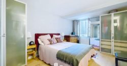 Hotel de Ville – Triplex 5 Pièces 106 m² à Rafraichir