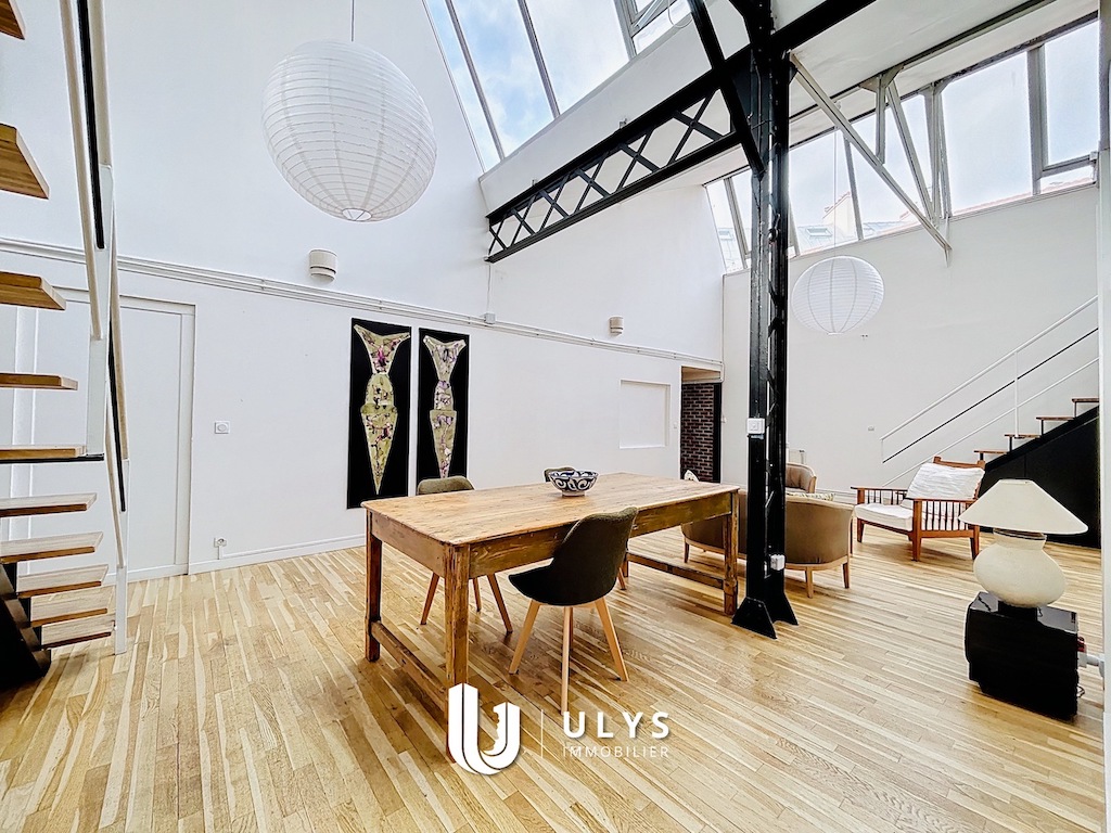 Charonne – Splendide Loft 134 m² avec verrières zénithales