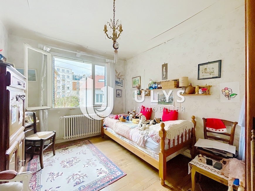 Colombes Centre – Maison 78 m² 4 Pièces à Rénover avec jardin