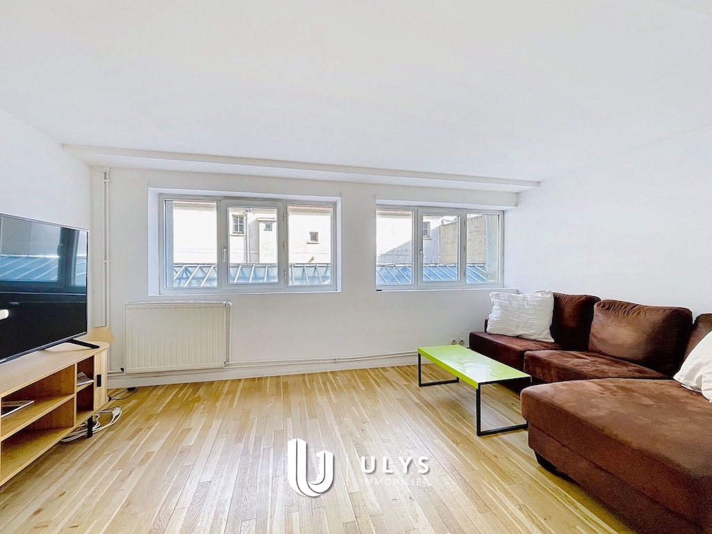 Charonne – Splendide Loft 134 m² avec verrières zénithales