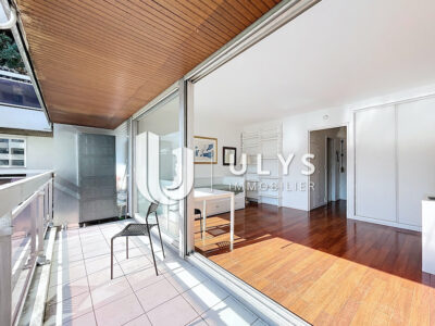 Porte de Versailles – Studio 25 m² avec balcon 6 m²