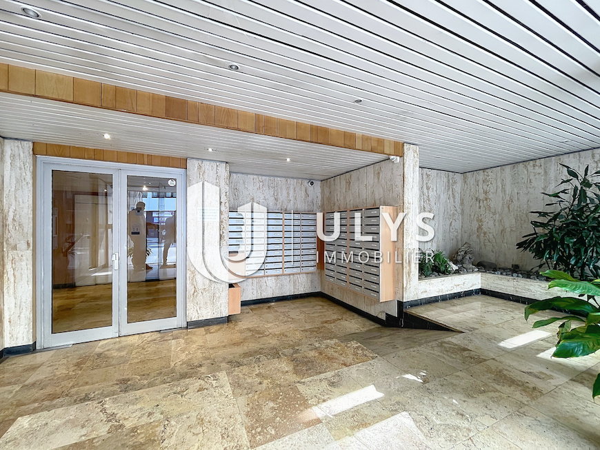 Porte de Versailles – Studio 25 m² avec balcon 6 m²