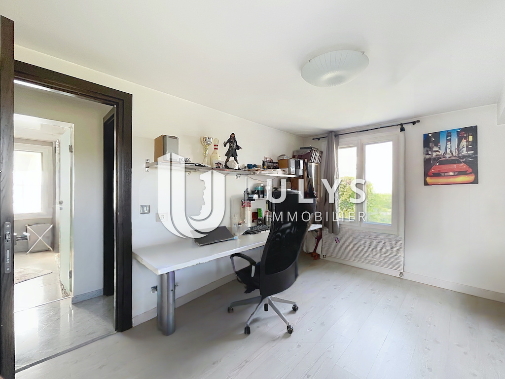 Protégé : Saint-Mandé – Maison de ville 7 Pièces 216 m²