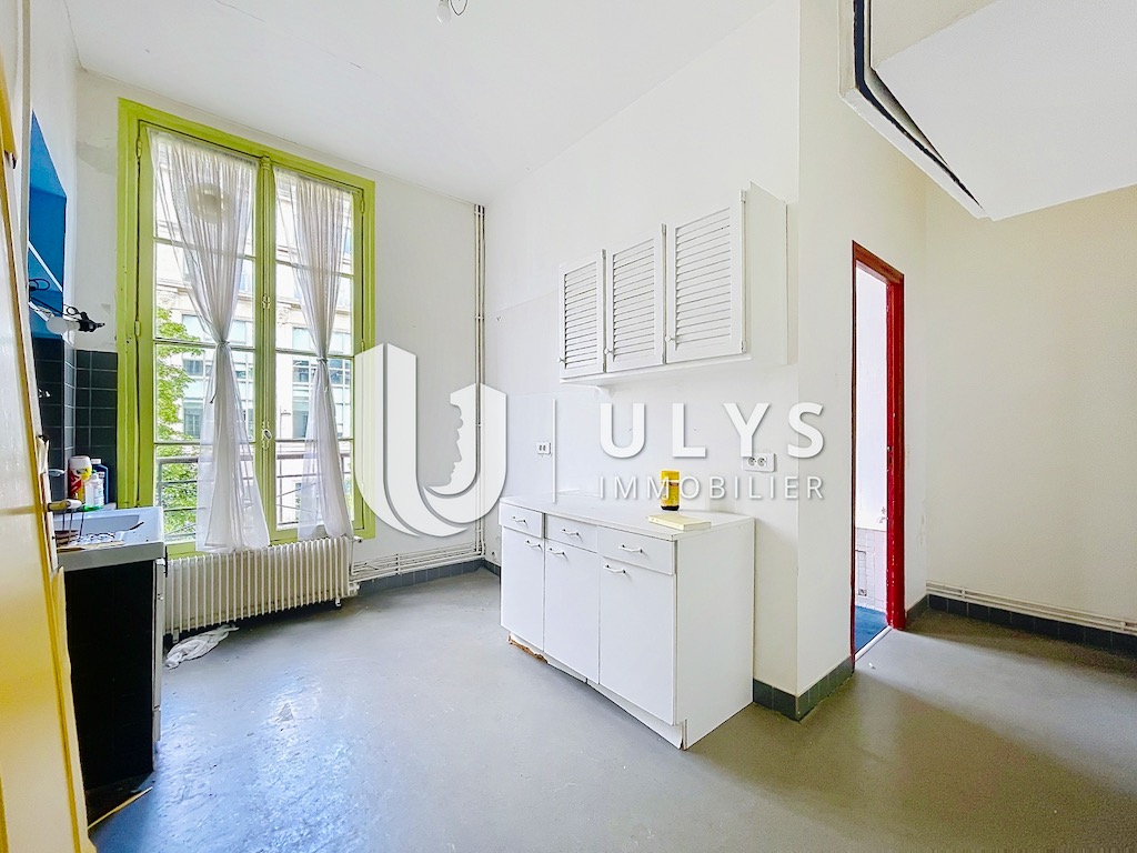 Montorgueil Sentier – Appartement 4 Pièces 80,5 m² À Rénover
