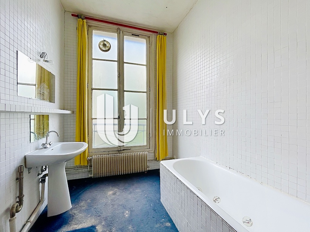 Montorgueil Sentier – Appartement 4 Pièces 80,5 m² À Rénover