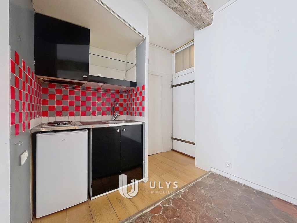 Saint-Sulpice – Appartement 2 Pièces à Rénover