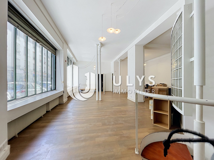Goncourt – Boutique / Bureau d’angle 100 m²