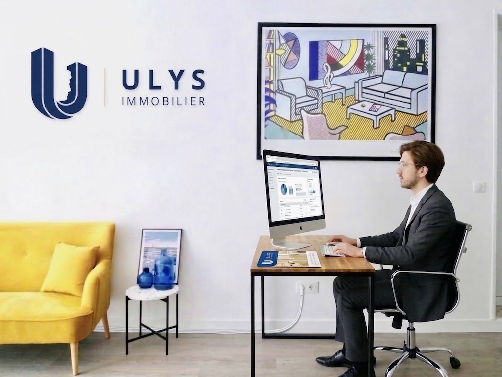 Intérieur de l'agence ULYS Immobilier, 34 rue Greneta, Paris 2e